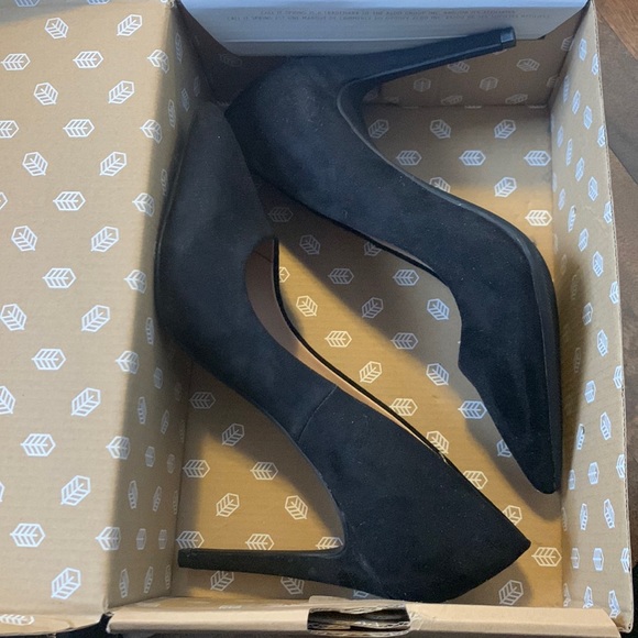 Black suede heels 4” - Picture 1 of 5